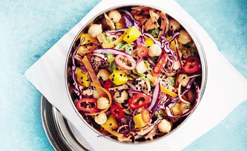 Mango-Kichererbsen-Salat mit Curry